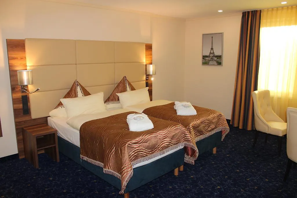 Grand Hotel Empire Frankfurt am Main 4*,  Tyskland